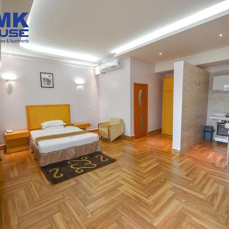 Bmk House Apartments Καμπάλα Εξωτερικό φωτογραφία