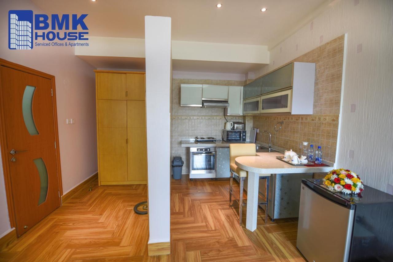 Bmk House Apartments Καμπάλα Εξωτερικό φωτογραφία